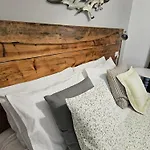 ゲストハウス Villacolle 3*
